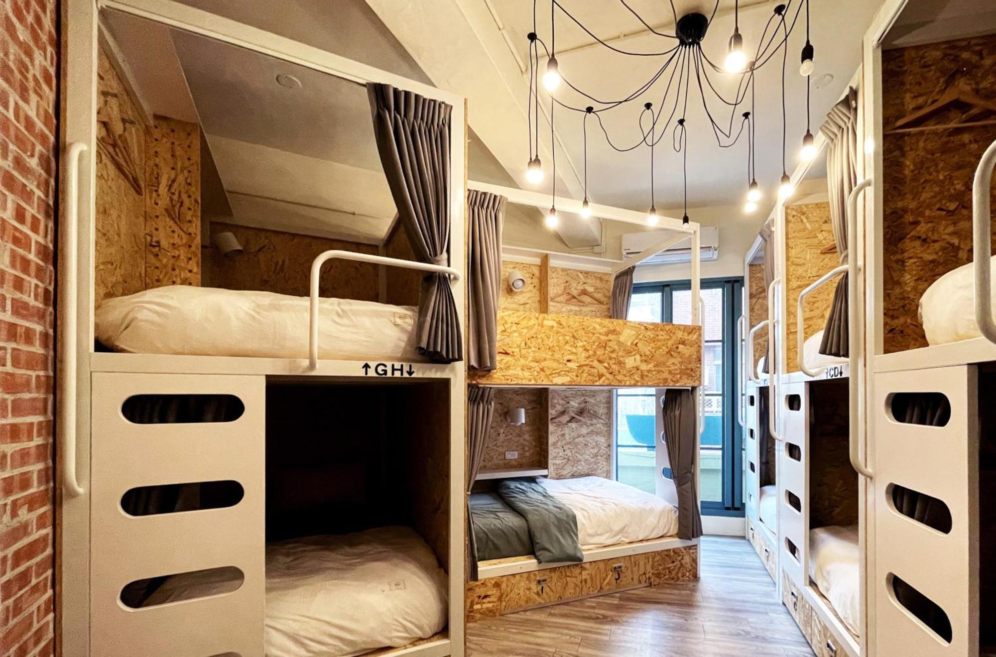 Funtime Hostel Chiayi Eksteriør bilde
